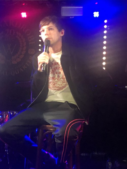 Louis at the Walls Q&amp;A in Leeds - 12/2