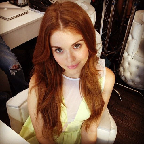 noiva-do-harry:  Holland Roden  