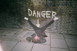 evonyx:  w0w—-l0vely:  alternative, boy, danger, fun - image on We Heart It.