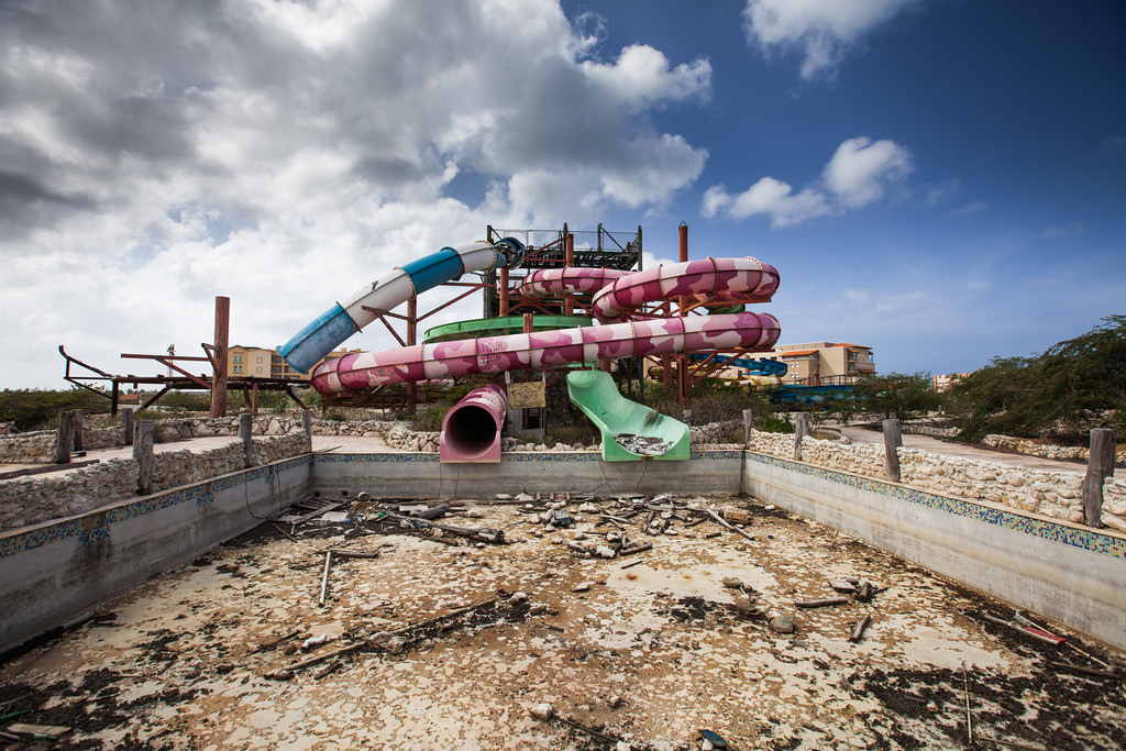 abandoned-playgrounds:  Morgan’s Island Aruba Water Park closed in 2010 for accidents