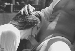 Take A Look At Her Grasp, She Is In Full Control!