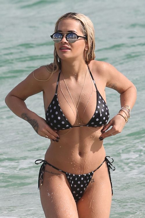 blackfemalecelebrities:  Rita Ora - Miami adult photos