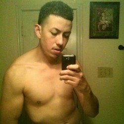 awesome214:  Pablo Gomez Arlington tx  He has a nice cock!😘