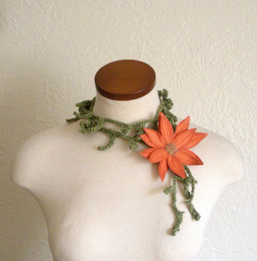 roachpatrol:whimsebox:Beautiful scarves by TheFaerieMarket on EtsyTHIS IS UPSETTINGLY LOVELYKamika t