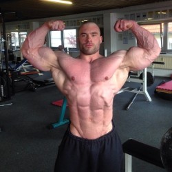 big-strong-tough:  Roman Fritz 