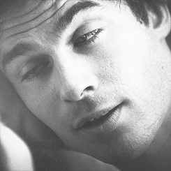  4 gifs per episode | 4x08 “We’ll always have Bourbon Street”   