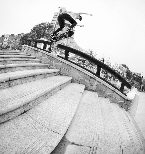 Christian Low, 50-50 to 50-50.Photo by Jason Morey