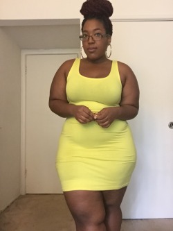 Thick women/ BBWs