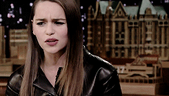 favorite people &gt; Emilia Clarke A young Brit girl with no theatre experience