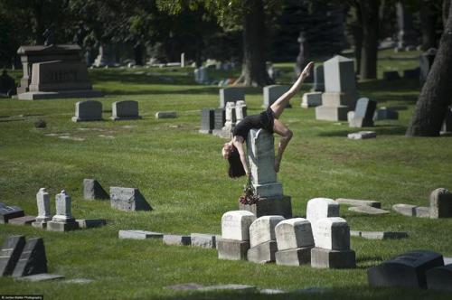 artmonia:  Dancers Among Us by Jordan Matter