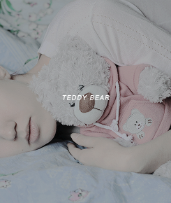 melaniemartinezsource:songs from Cry Baby pt. 2  [x] [x]