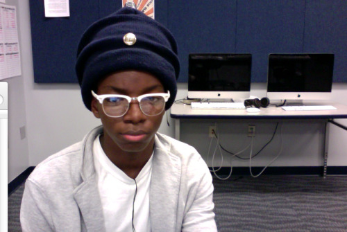 badgoku14:  badgoku14:  this picture of myself has to get 100,000 notes  