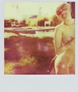 biancamcsmiler:  New Polaroids😻😻😻 mileycyrus