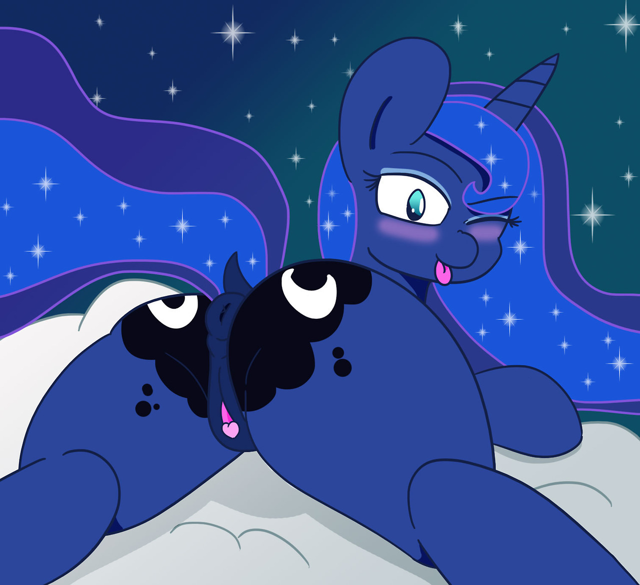 ask-louvely:Praise the moon X: