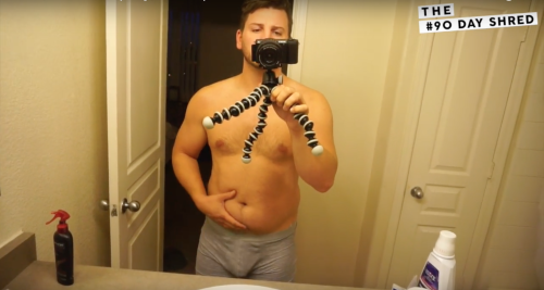fatjocks:  allthatflab:  !!!! HOT NEW FIND ALERT !!! This guy is a dream!! Really let himself go   Please someone post the video link :o