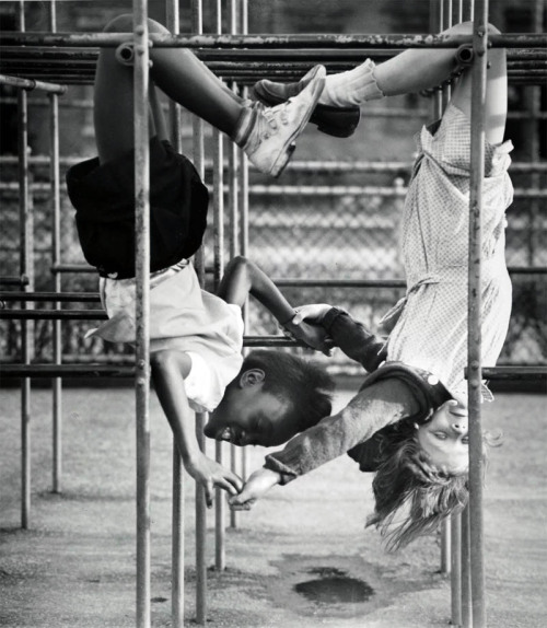 newyorkthegoldenage:  Kids on the monkey bars, 1940s.Photo: Joe Schwartz via the Smithsonian National Museum of African-American History &amp; Culture