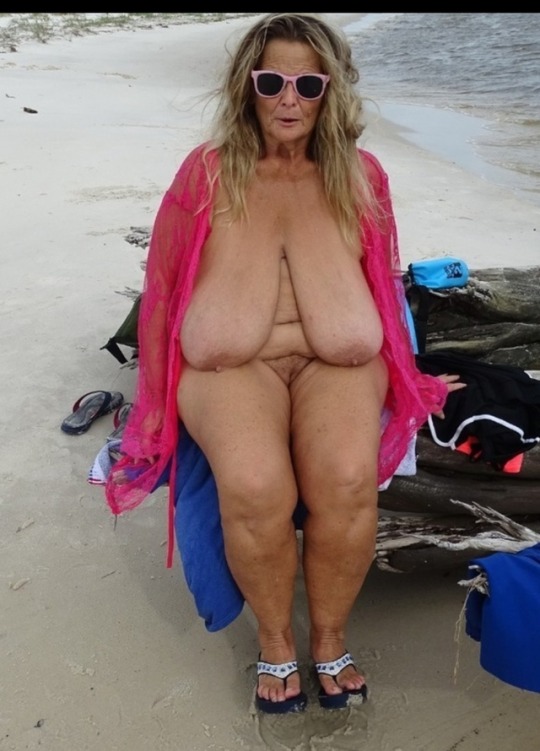 sirlawerenceofherlabia:  Want to rock your rolls
