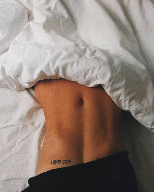 can i just stay in bed till next year?www.instagram.com/p/BrVGBqOFUKH/?utm_source=ig_tumblr_
