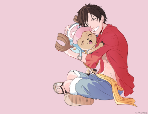 rinriemie: I can’t hug Luffy but… :’3