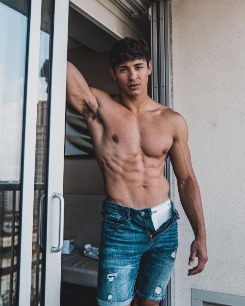 ISAAC RAMIREZ