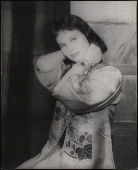 Carl Van Vechten (1880-1964)Gloria Vanderbilt (1958).