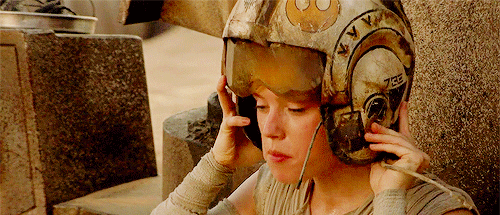 captainpoe:Rey being adorable with her pilot helmet.