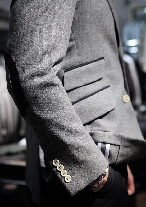 maninpink:  Details