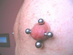 piercednipples:  cercan16 submitted:double