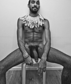 hairymenofcolor:  That’s a yummy looking