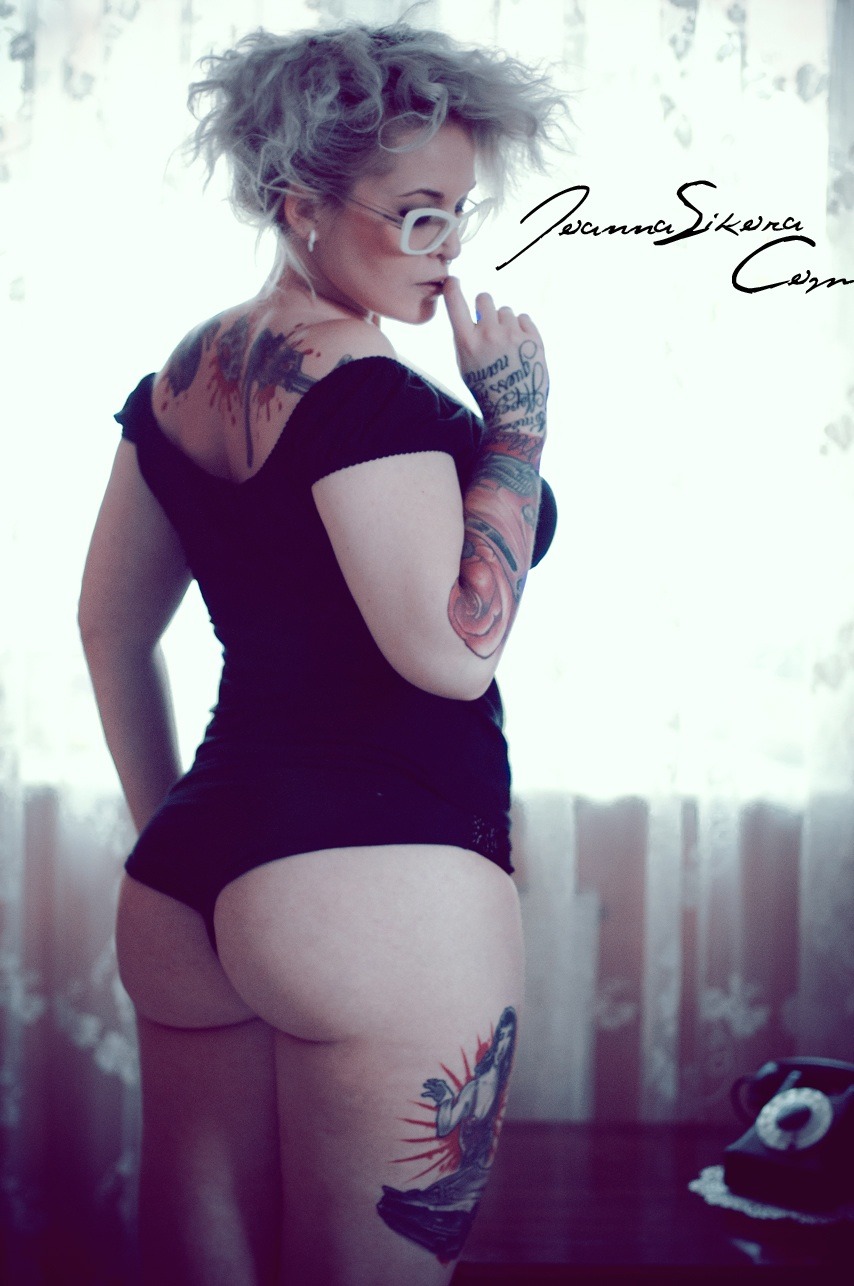 chubbylegs:  Joanna Sikora