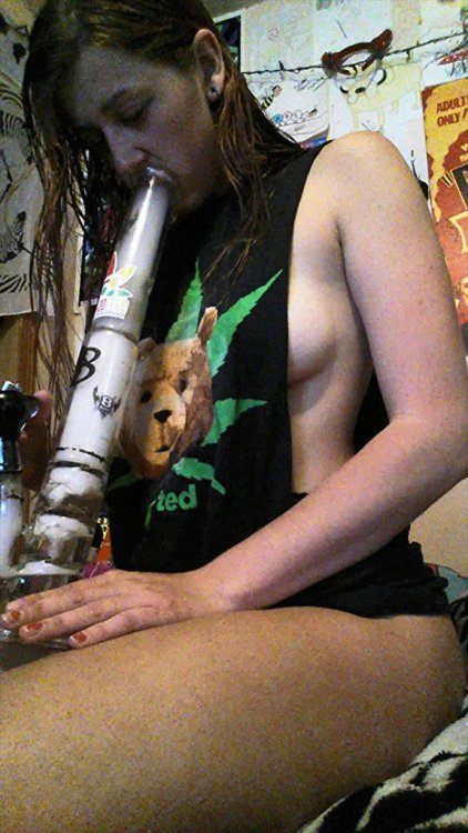 sassystoner:  “Help me get home” 