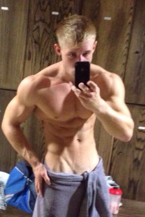 Straight Men Worship