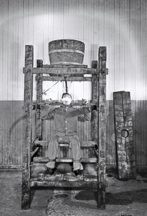 Sex Chinese water torture at Sing Sing Prison pictures