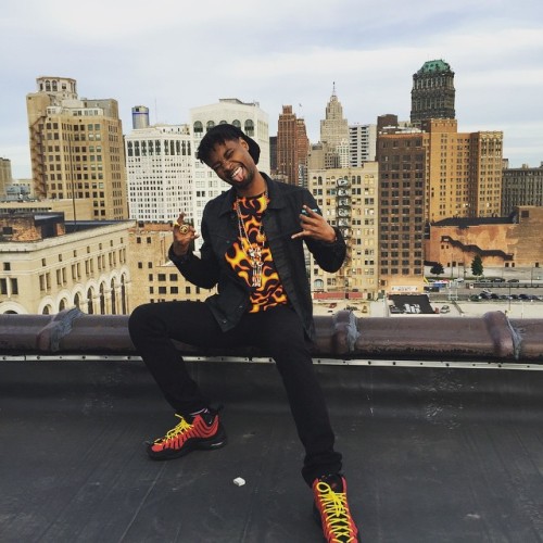 xdannyxbrownx:  #DETROIT