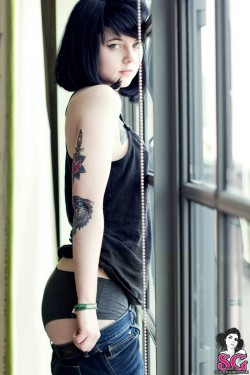 SUICIDE GIRLS FAN