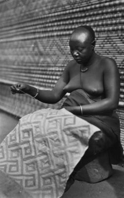 Congo-Mondele:  Bakuba Woman, Belgian Congo (Democratic Republic Of The Congo), 1929-1937.