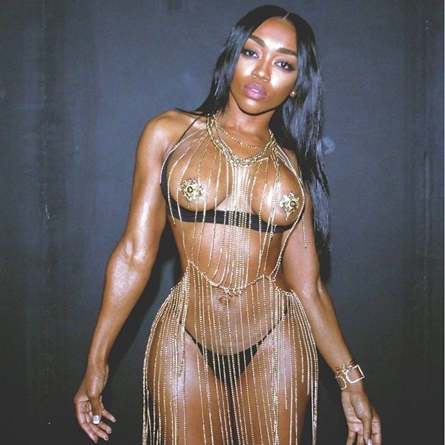 tittysprainkles:  It bothers me when I see pics floating around with no name of the