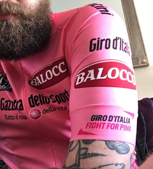 girogram: Decent ride outside on my own today, hour and half. Got myself a New Jersey. Real men wear