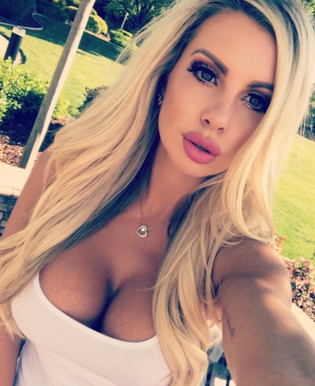Bimbolicious