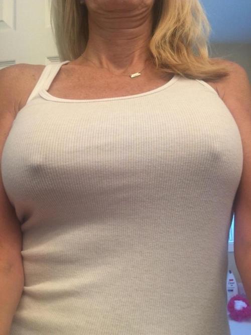 nipplespokingthrough:  Check out @luckyone0108 for more www.nipplespokingthrough.tumblr.com