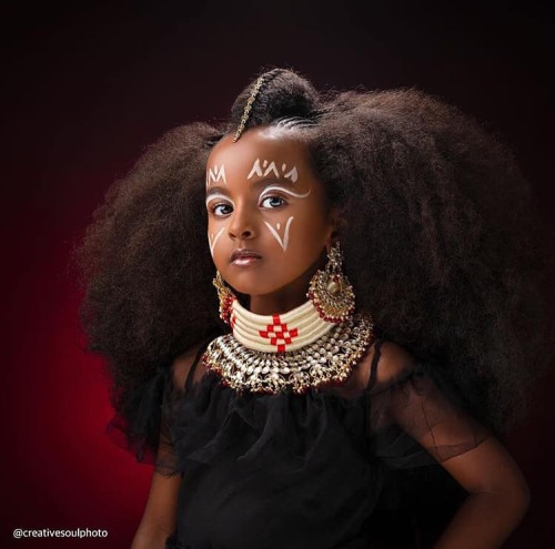 “Post apreciação das nossas crianças pretas!” (Post in appreciation of our black children!)–Ri