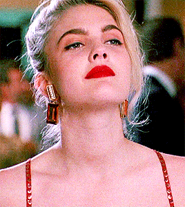 jodiescomer:Drew Barrymore in Poison Ivy (1992) dir. Katt Shea