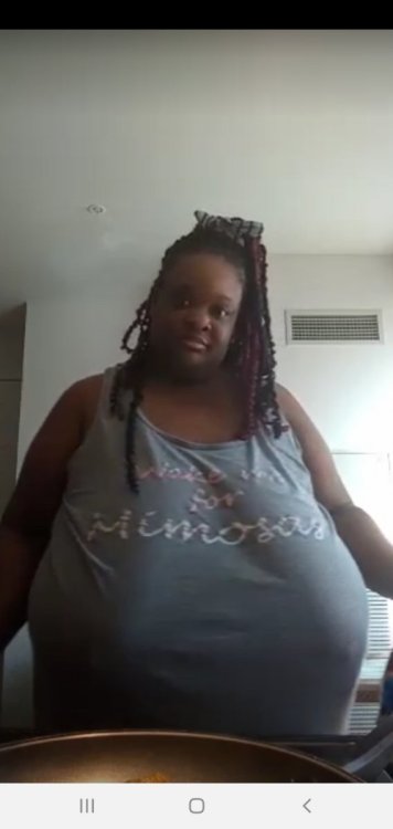 zcupboobs:Godzilla mama