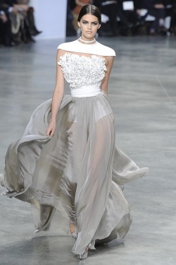 crosstheocean:  Stephane Rolland couture,