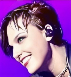 In Case You're Curious, Lzzy Hale Is Not 'just' Her Voice But Irl Faceclaim As Well