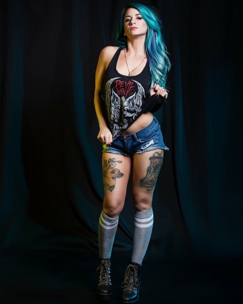 Lego Shellywww.facebook.com/diosfueramujerMd: @legoshellyPh: @lovesquishPh: @darcydeliacreatives