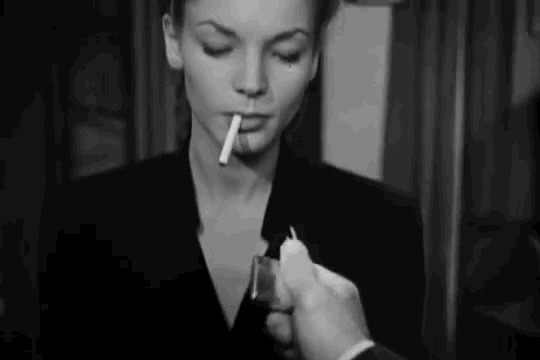oldhollywoodcinema:Lauren Bacall in Dark Passage (1947)