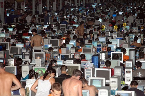 anus:  is this what a tumblr meetup looks like 