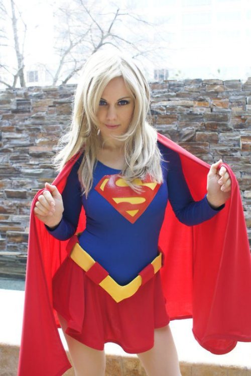 yourcosplaysource:  Source:Cosplay Girls Are The Stuff Of Fantasy  (40 Photos)yourcosplaysource