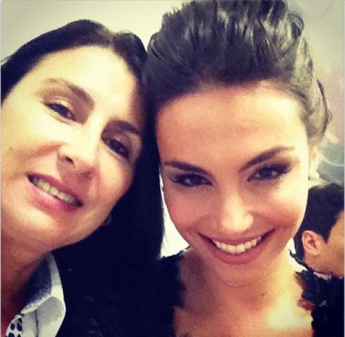 fronckoz:  Melanie e Tia Berenice no Troféu Imprensa SBT ♥ 
